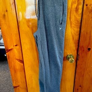 Never worn, removed tags to wash.